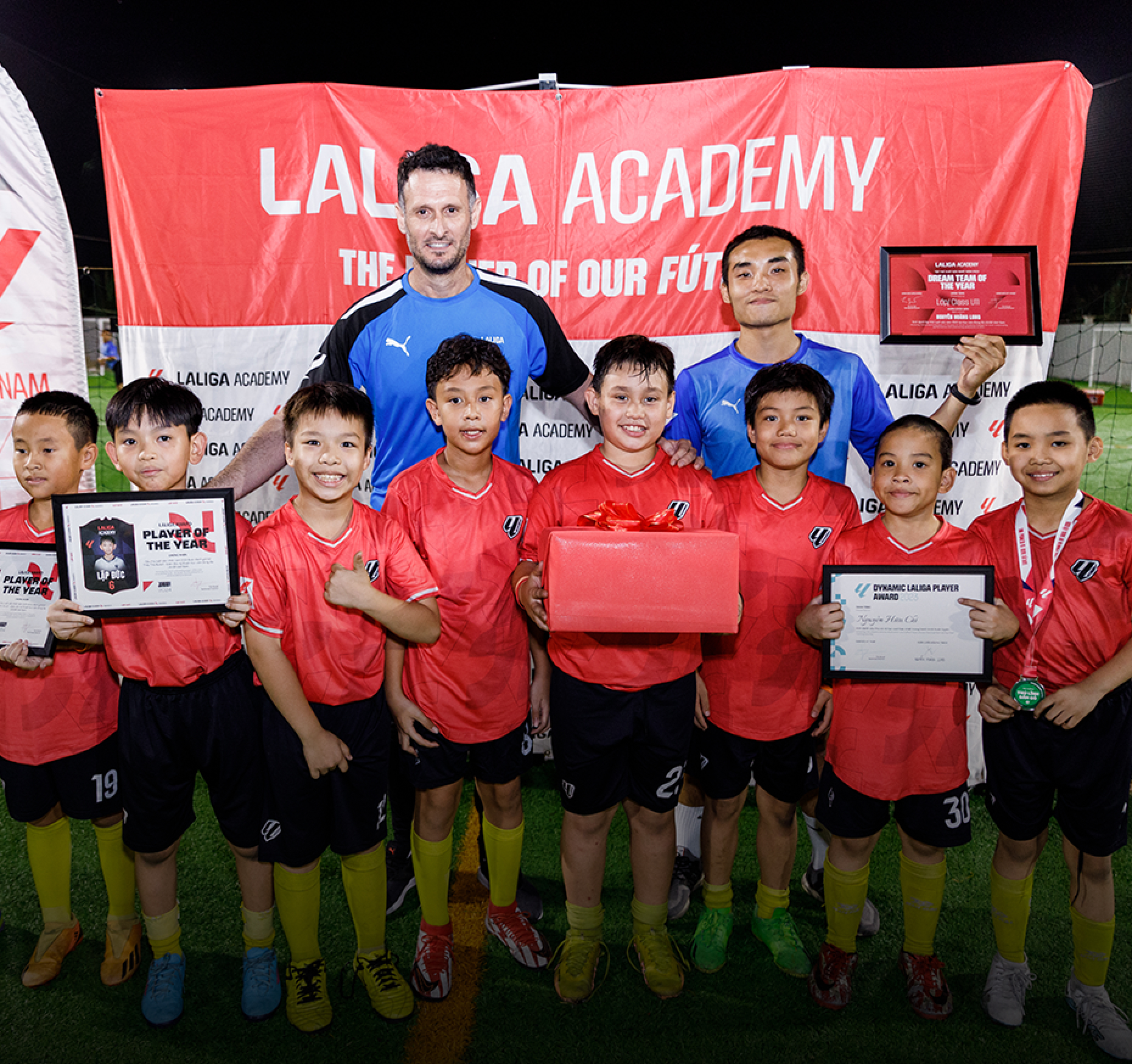 vietnam 1 | Laliga Việt Nam - Ươm mầm tài năng bóng đá trẻ