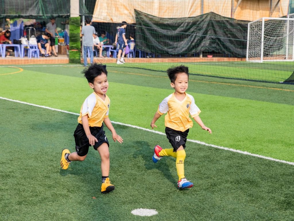 4 3 CENTER | Laliga Việt Nam - Ươm mầm tài năng bóng đá trẻ